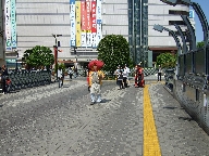 衣装パレードの様子1