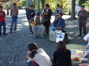 サズ演奏の様子2