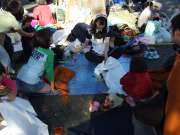 出店や周りの様子2